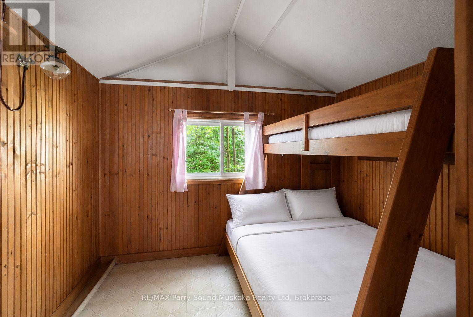 24 SOUTH CRANE LAKE ROAD - 9