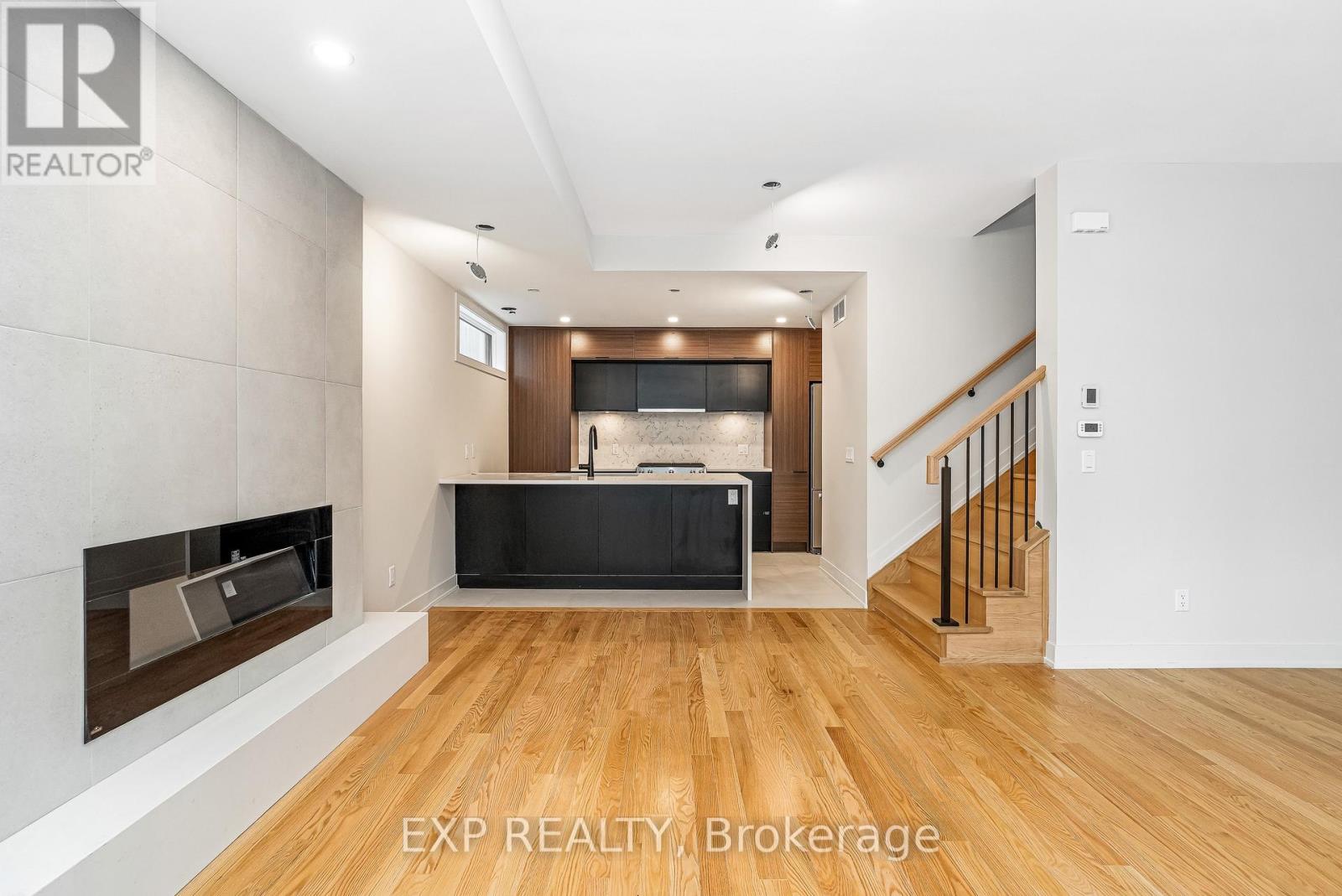 3 Bed, 3 Bath House for Rent in Ottawa – B – 512 ROOSEVELT AVENUE, Ottawa – MLS# X13561318 - Image 28