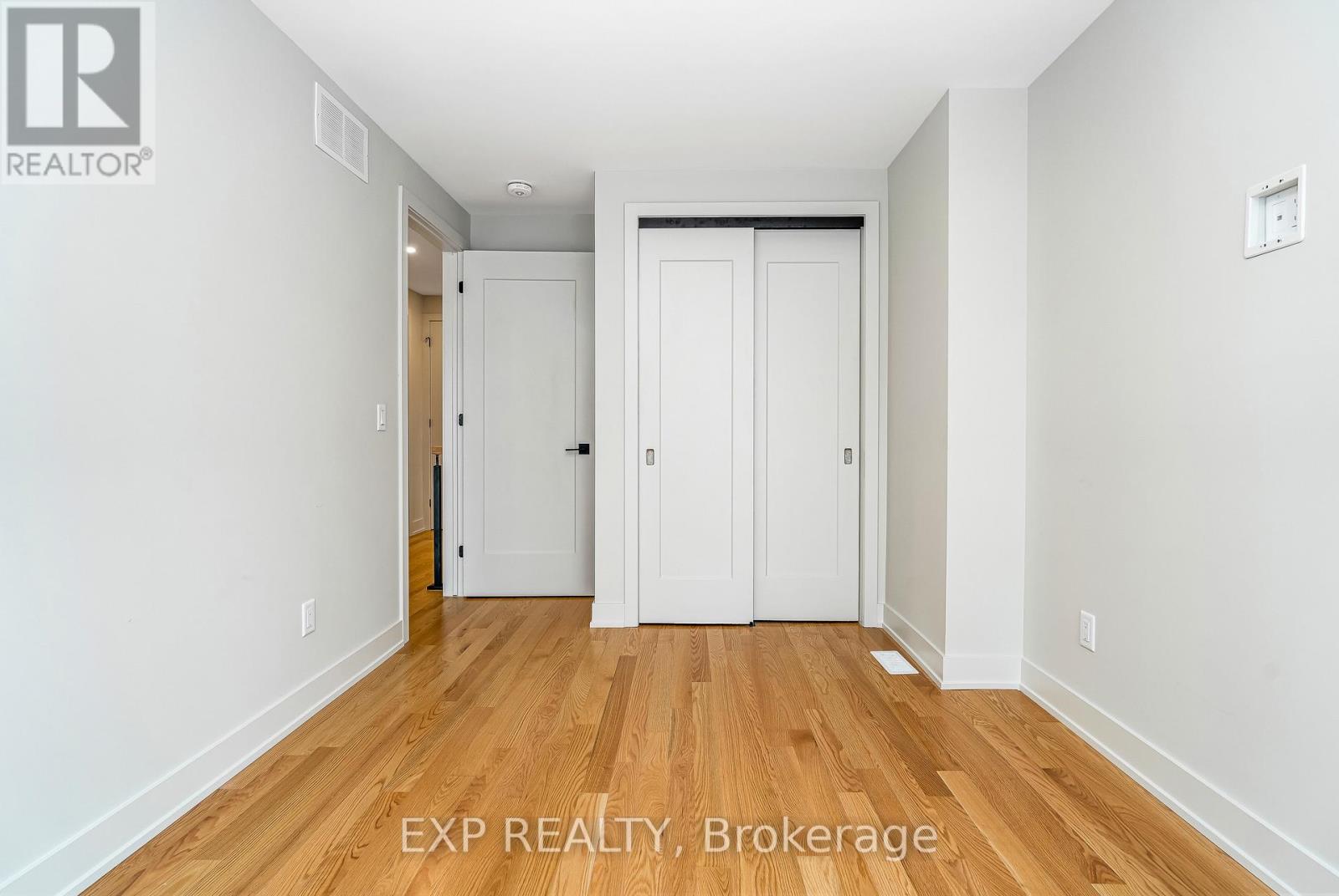 3 Bed, 3 Bath House for Rent in Ottawa – B – 512 ROOSEVELT AVENUE, Ottawa – MLS# X13561318 - Image 56