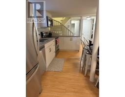Lower - 2 Coates Avenue, Toronto, ON M6C1K7 Photo 12