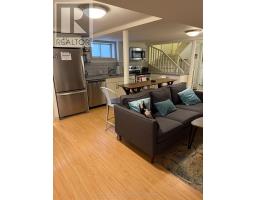 Lower - 2 Coates Avenue, Toronto, ON M6C1K7 Photo 13