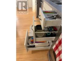 Lower - 2 Coates Avenue, Toronto, ON M6C1K7 Photo 15
