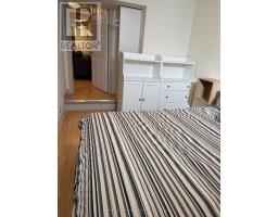 Lower - 2 Coates Avenue, Toronto, ON M6C1K7 Photo 7