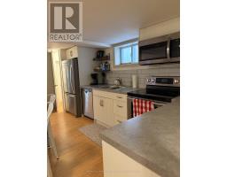 Lower - 2 Coates Avenue, Toronto, ON M6C1K7 Photo 9
