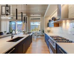 10178 Beacon Hill Drive, Lake Country, BC V4V0A9 Photo 20