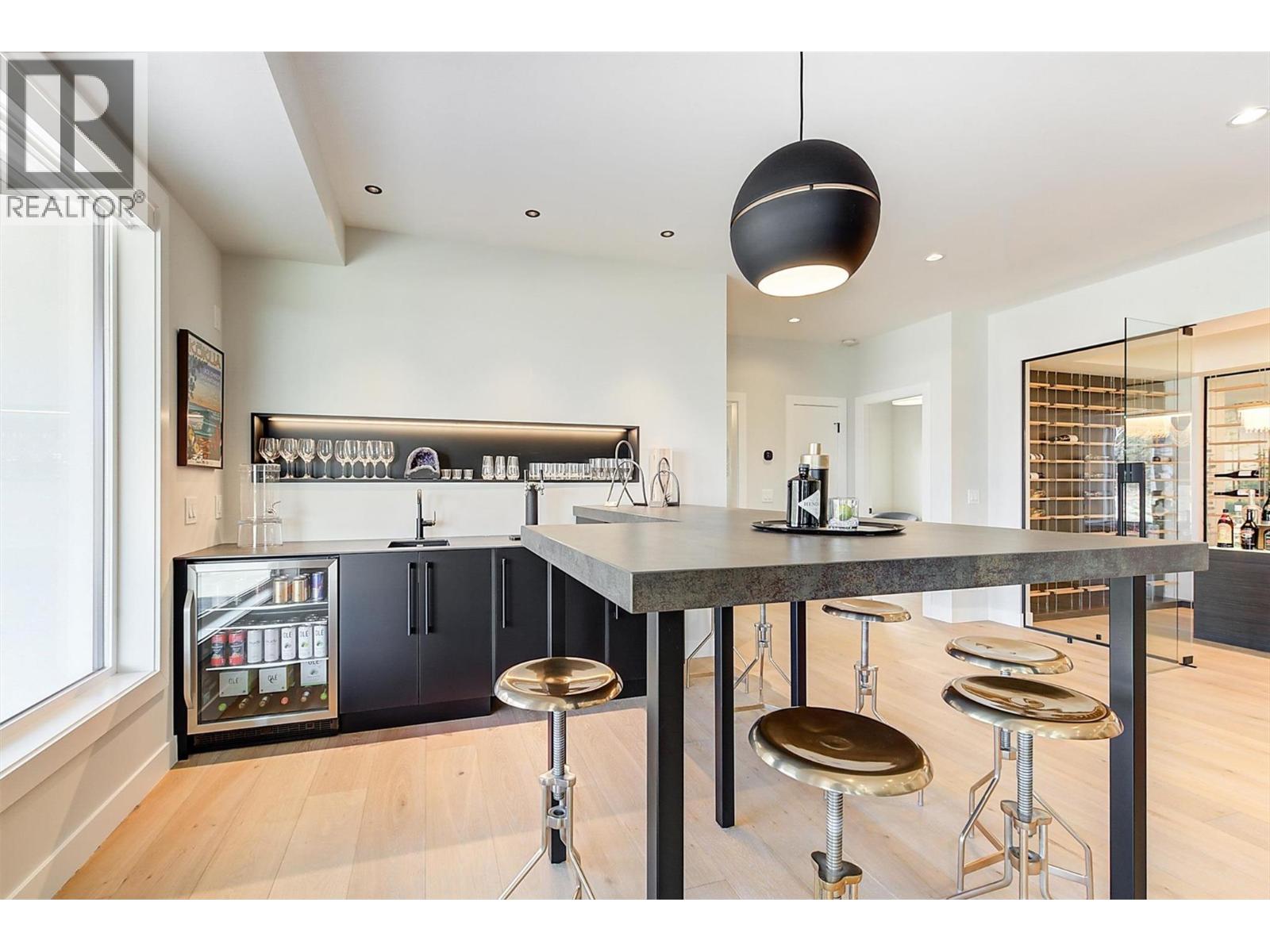 10178 Beacon Hill Drive - 54