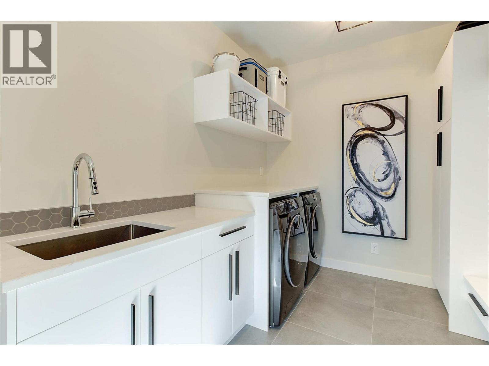10178 Beacon Hill Drive - 47