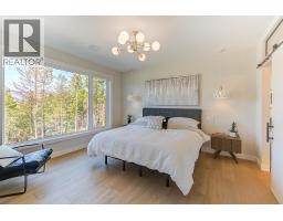 10178 Beacon Hill Drive, Lake Country, BC V4V0A9 Photo 32