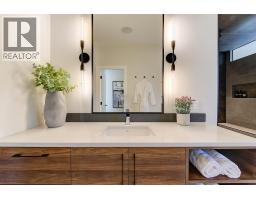 10178 Beacon Hill Drive, Lake Country, BC V4V0A9 Photo 35