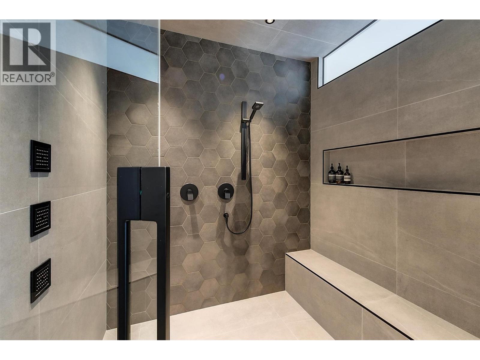 10178 Beacon Hill Drive - 38