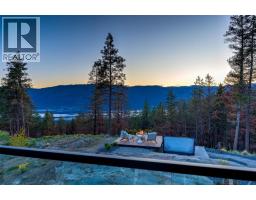10178 Beacon Hill Drive, Lake Country, BC V4V0A9 Photo 30