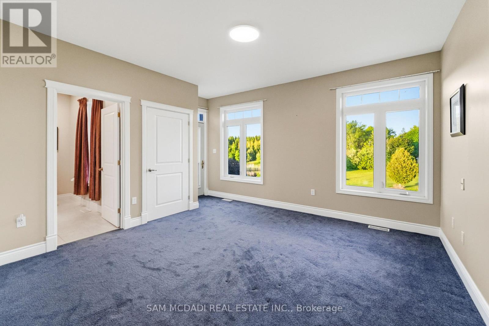 53 PETER STREET - Image 32