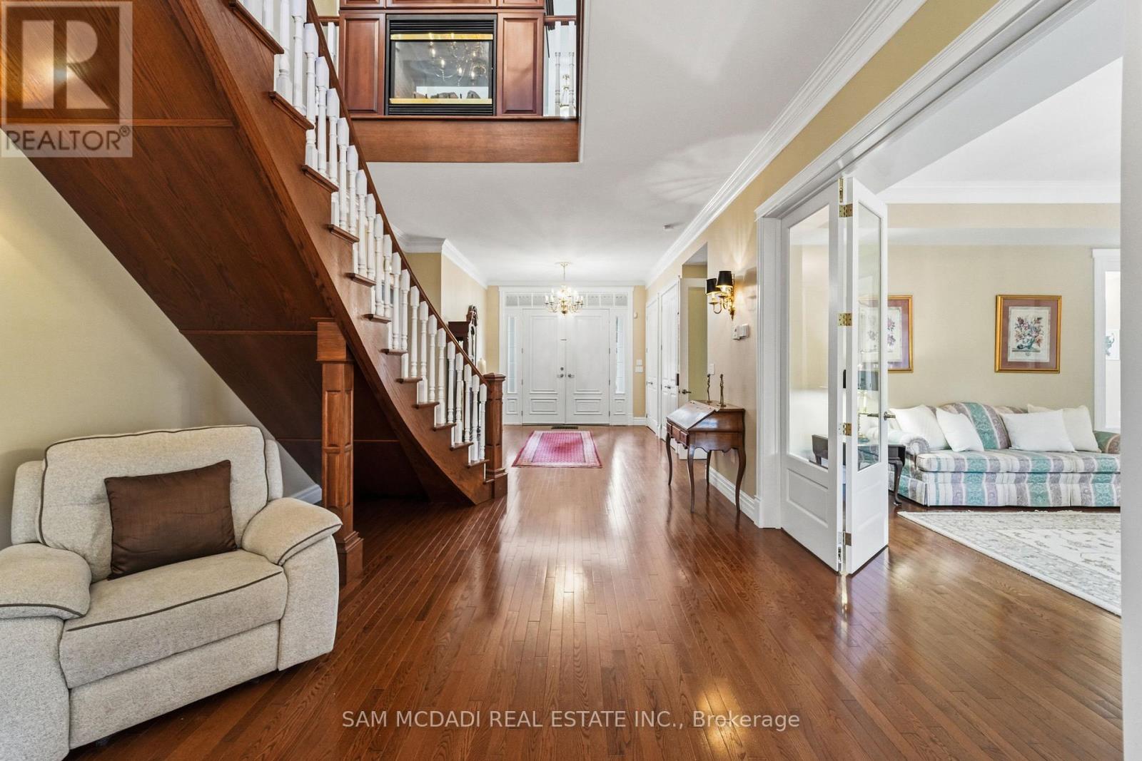 53 PETER STREET - 20
