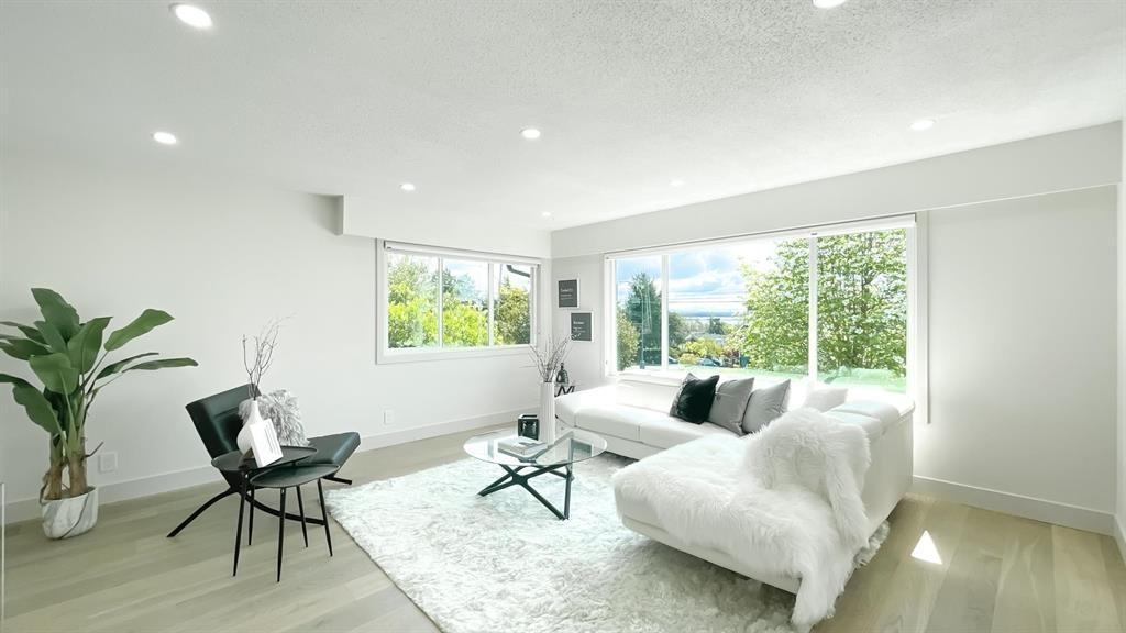 15891 PACIFIC AVENUE, White Rock