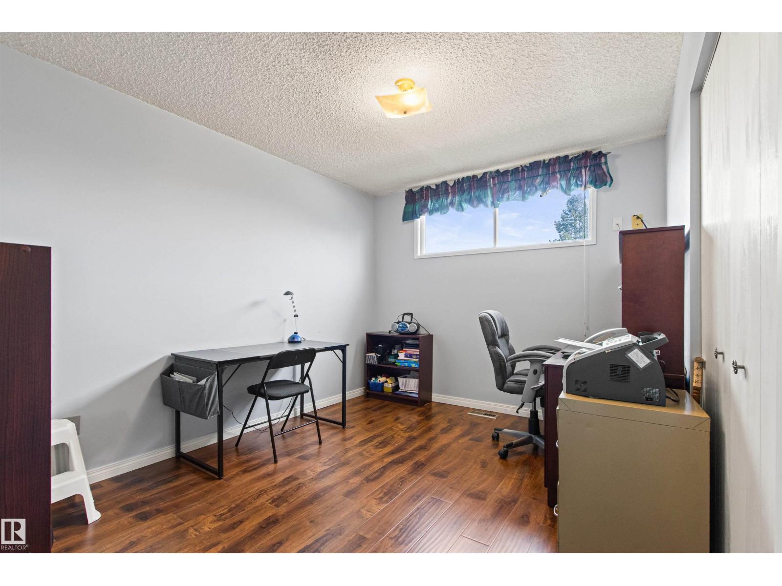 #35 55312 RGE ROAD 241 - 49