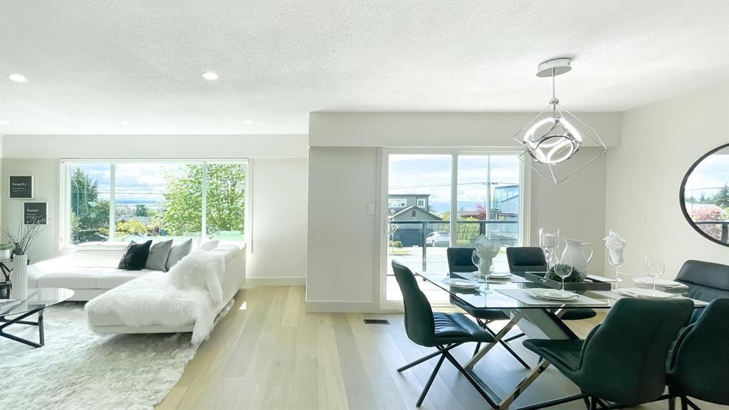 15891 PACIFIC AVENUE, White Rock