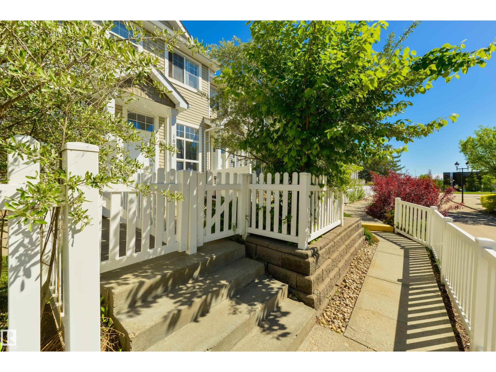 #189 5604 199 ST NW - 7