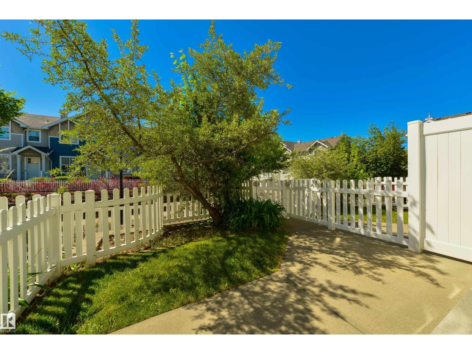 #189 5604 199 ST NW - 9