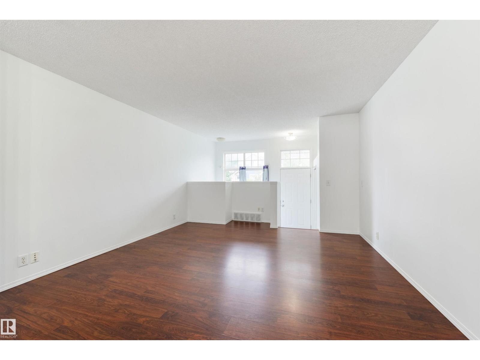 #189 5604 199 ST NW - 11