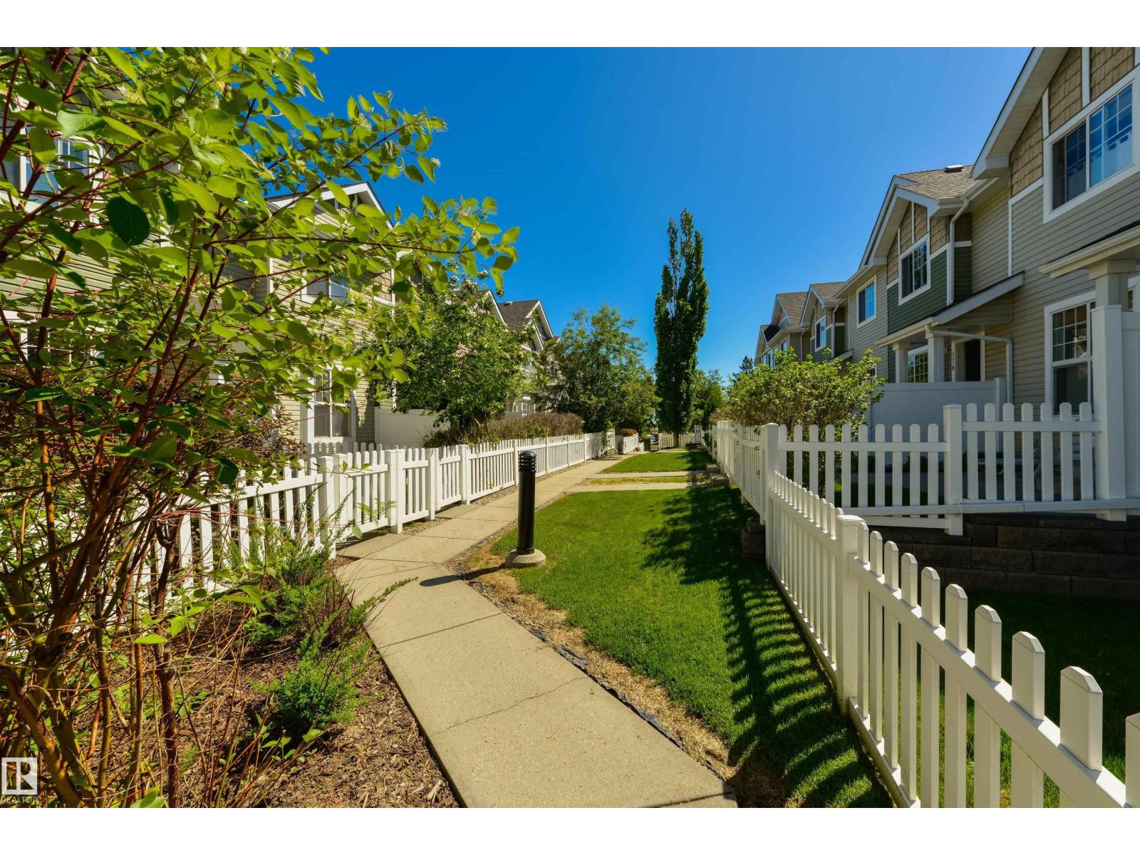 #189 5604 199 ST NW - 5
