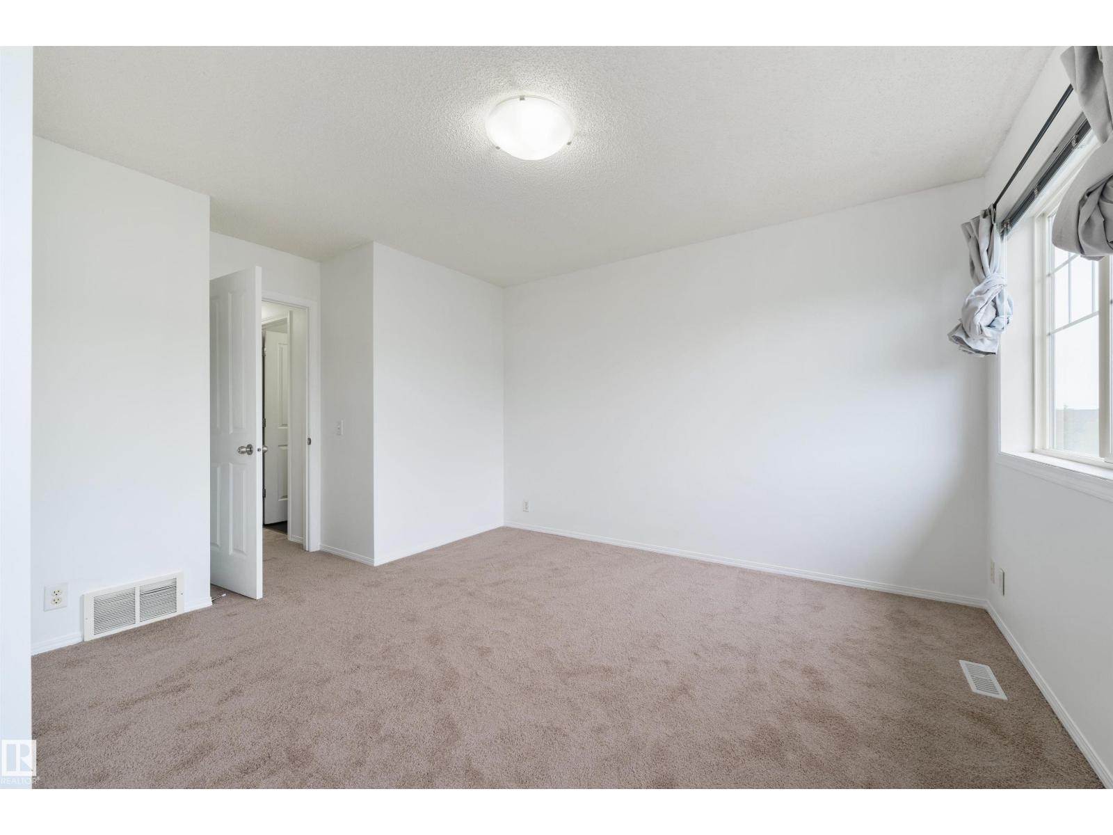 #189 5604 199 ST NW - 32