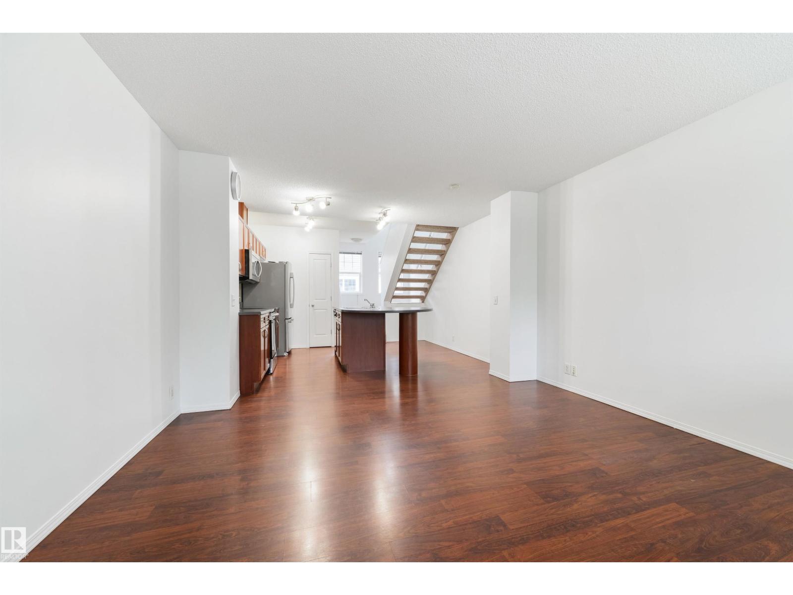 #189 5604 199 ST NW - 14