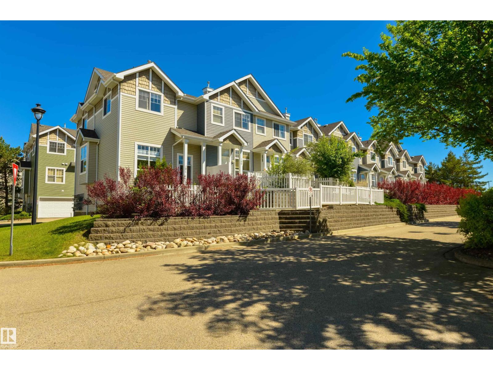 #189 5604 199 ST NW - 2