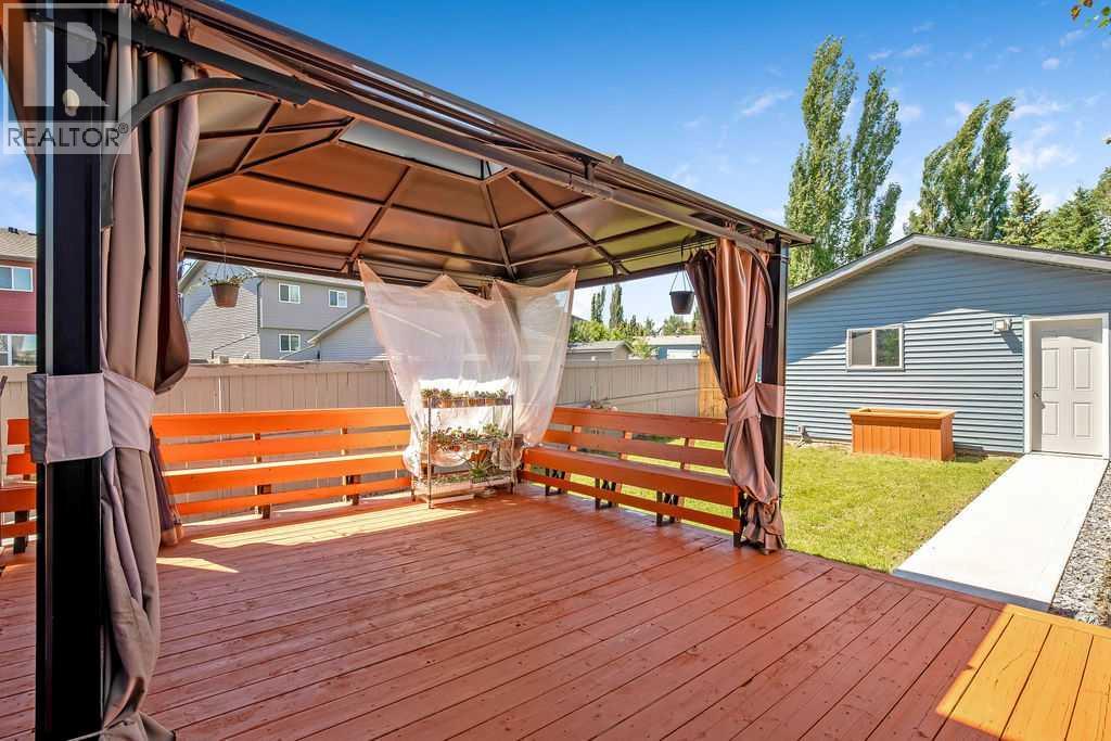 275 Everstone Drive SW - 22