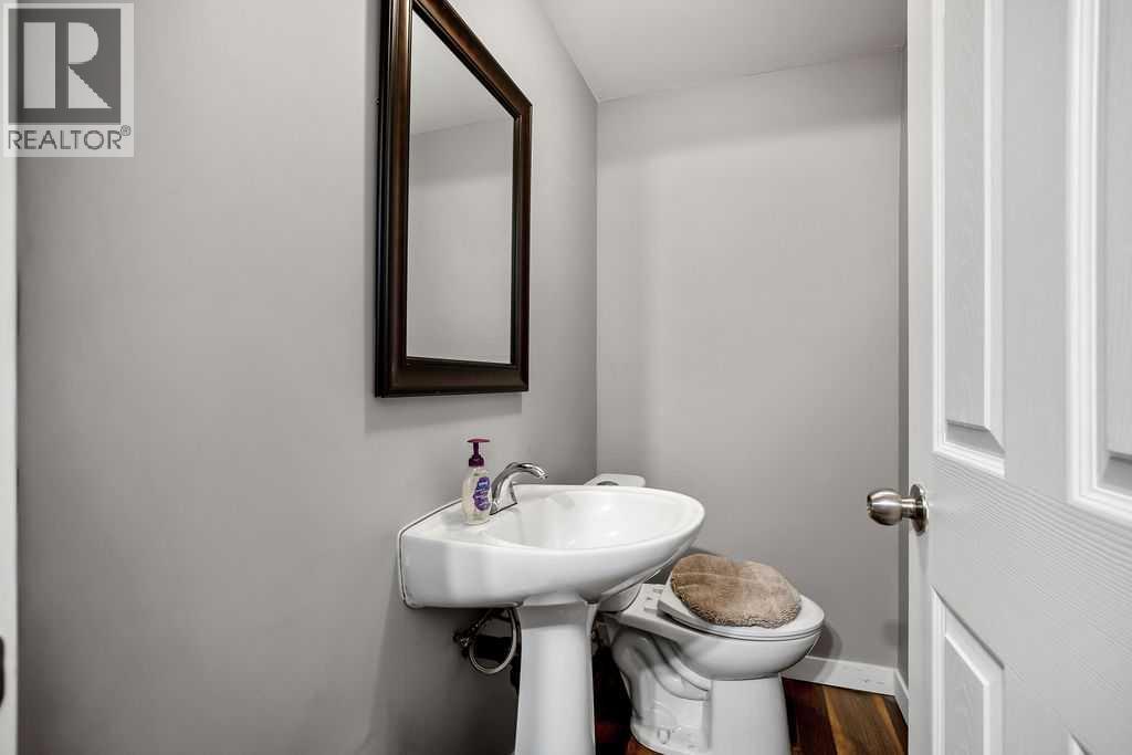 #173 20 Falbury Crescent NE - 20