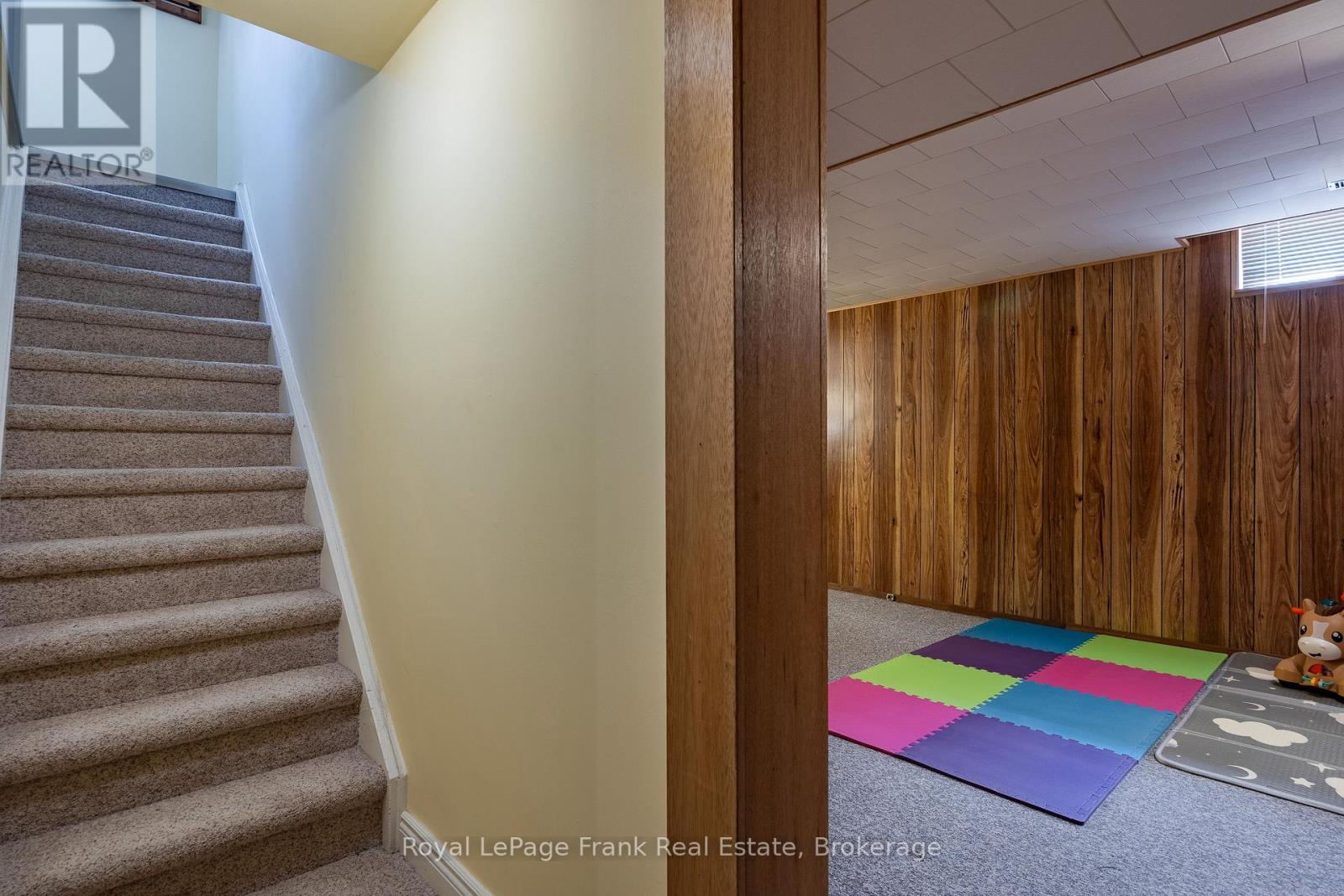 560 REYNOLDS STREET - Image 28