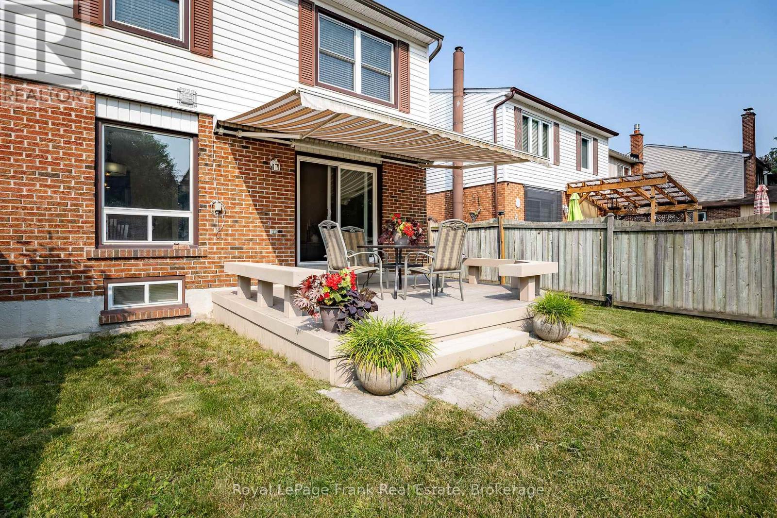 560 REYNOLDS STREET - Image 33