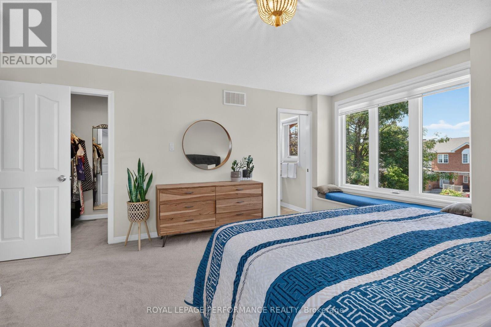 990 Lucille Way