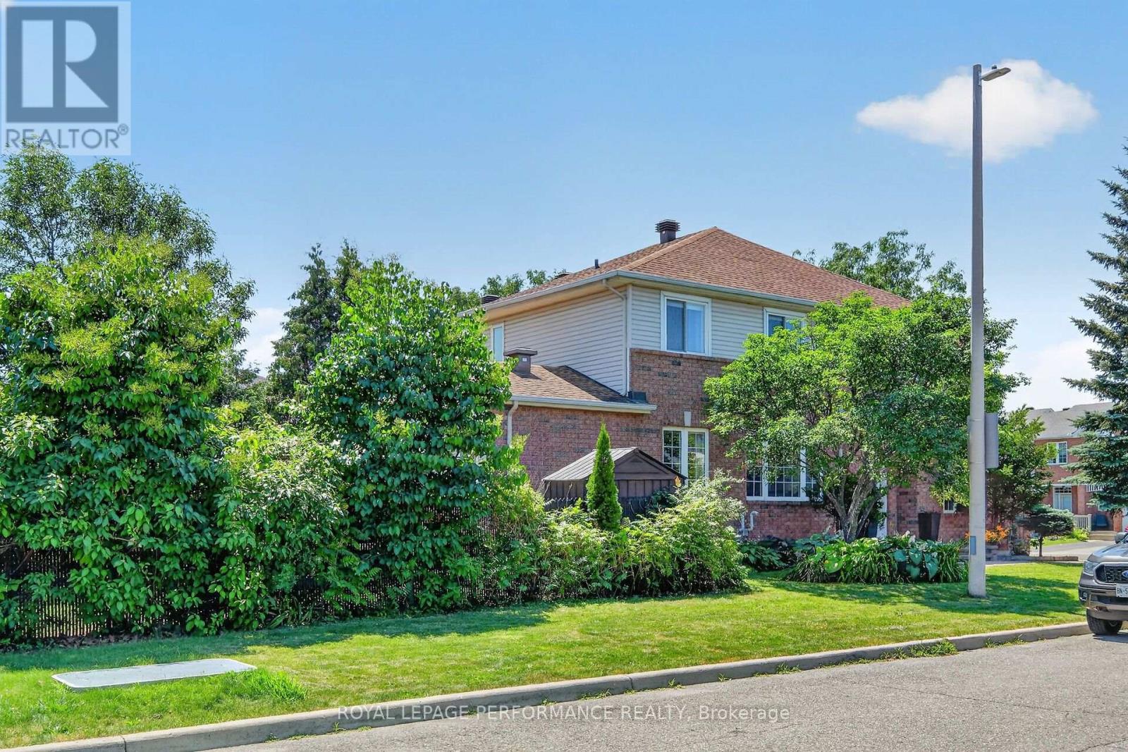 990 LUCILLE WAY - 47