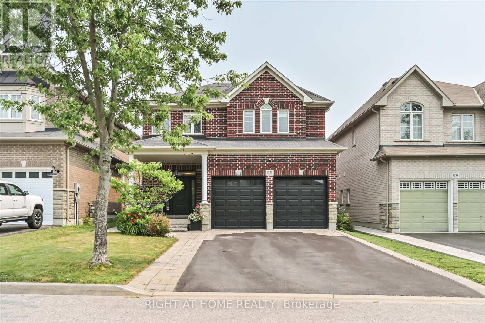 1259 ALDSWORTH CRESCENT - 1