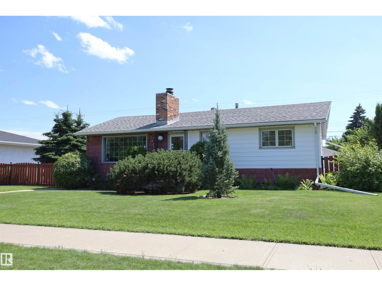 10715 132 AV NW - 4