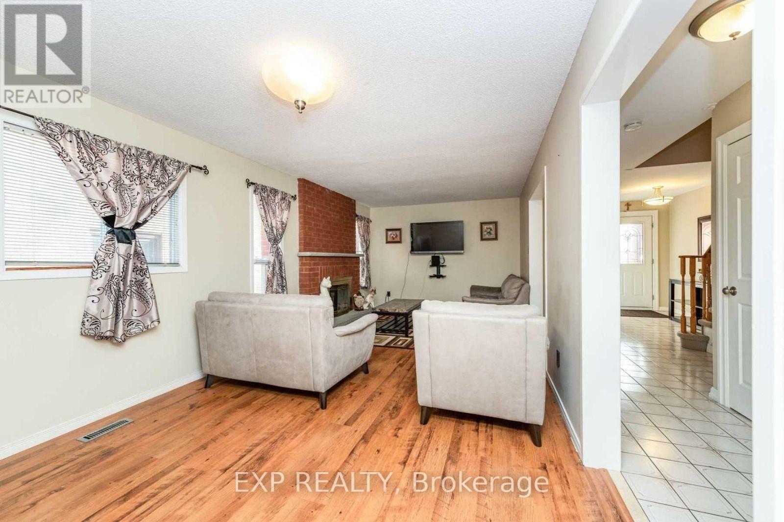 3 SHENSTONE AVENUE - 4