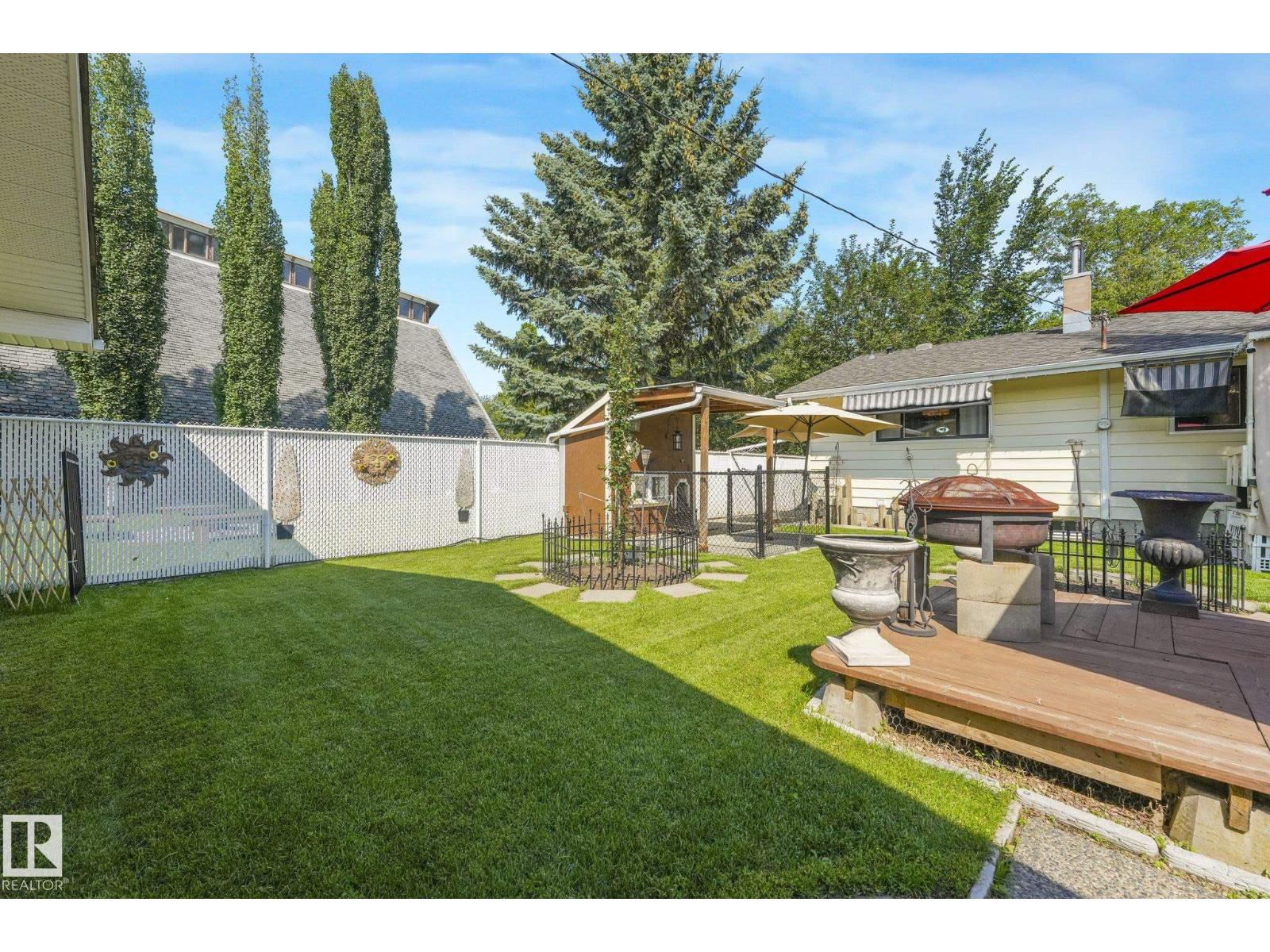 11836 135 ST NW - 50