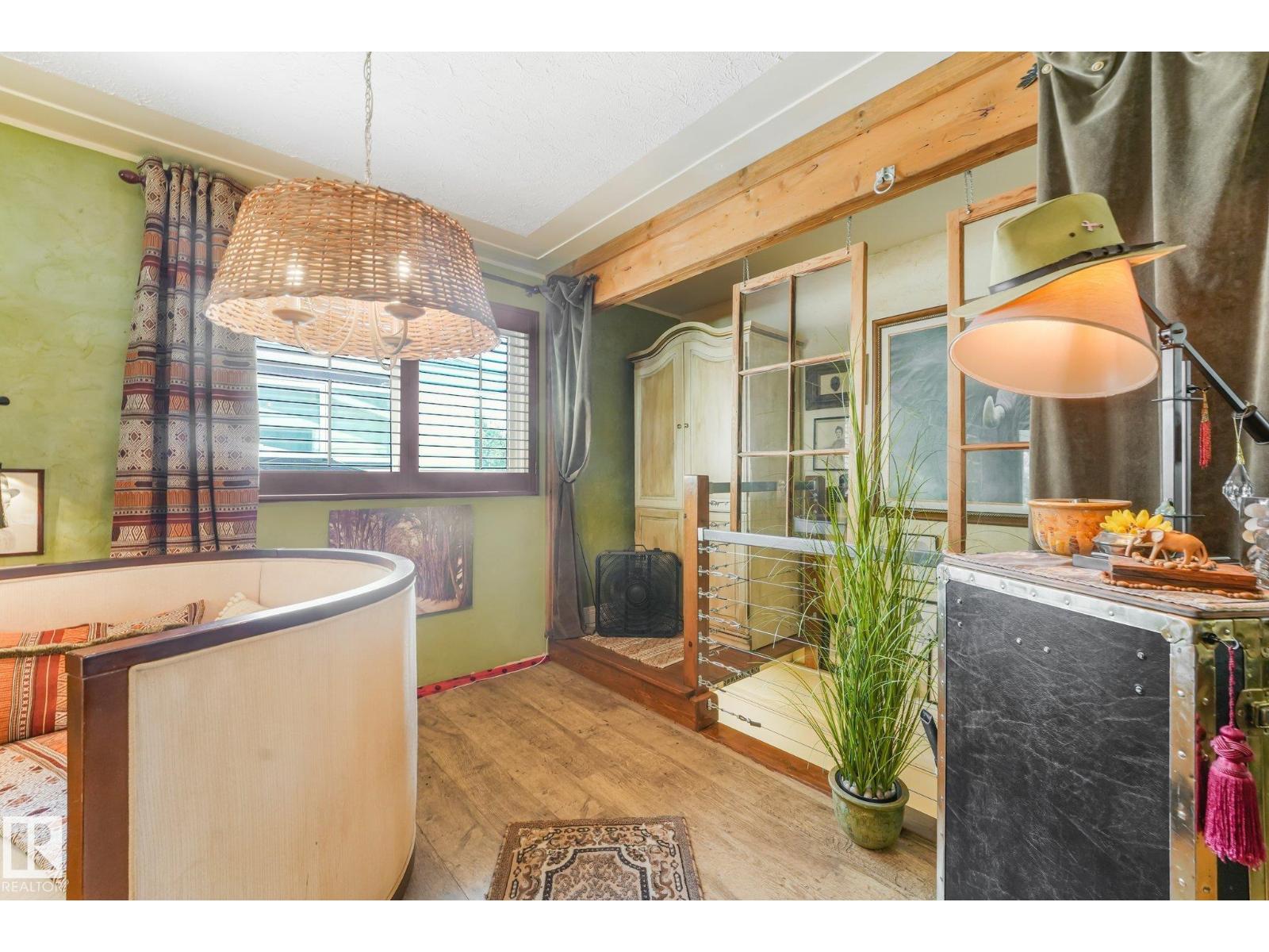 11836 135 ST NW - Image 13