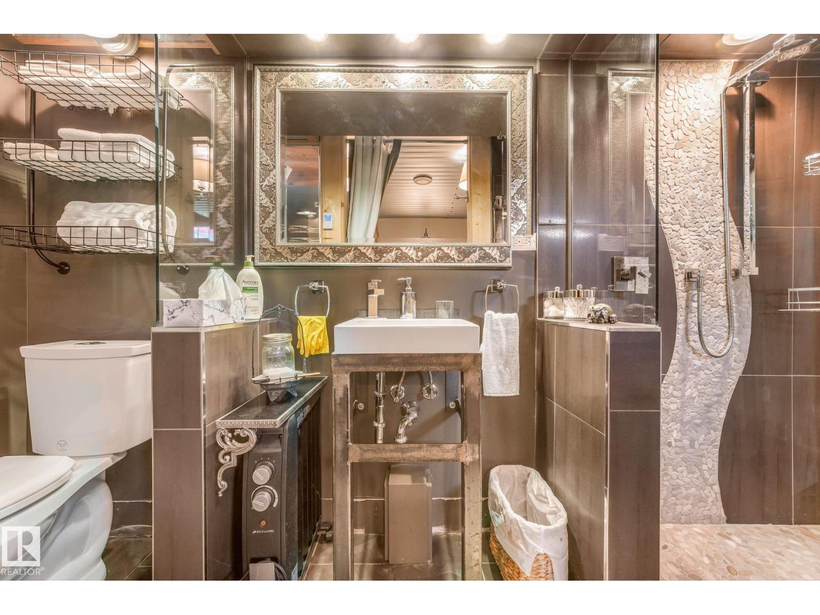 11836 135 ST NW - 34