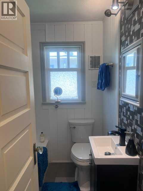 4605 46 Street - 22