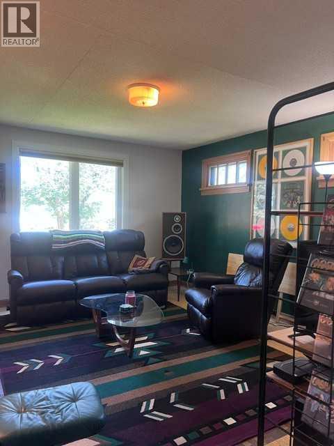 4605 46 Street - 4