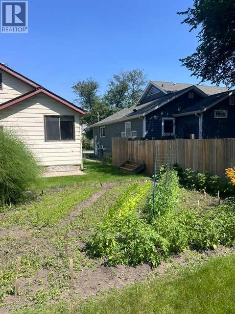 4605 46 Street - 40