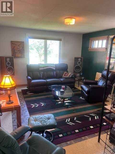 4605 46 Street - 5