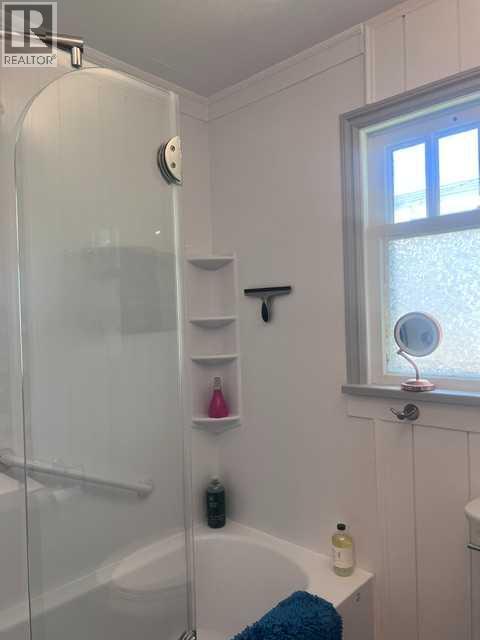 4605 46 Street - 24
