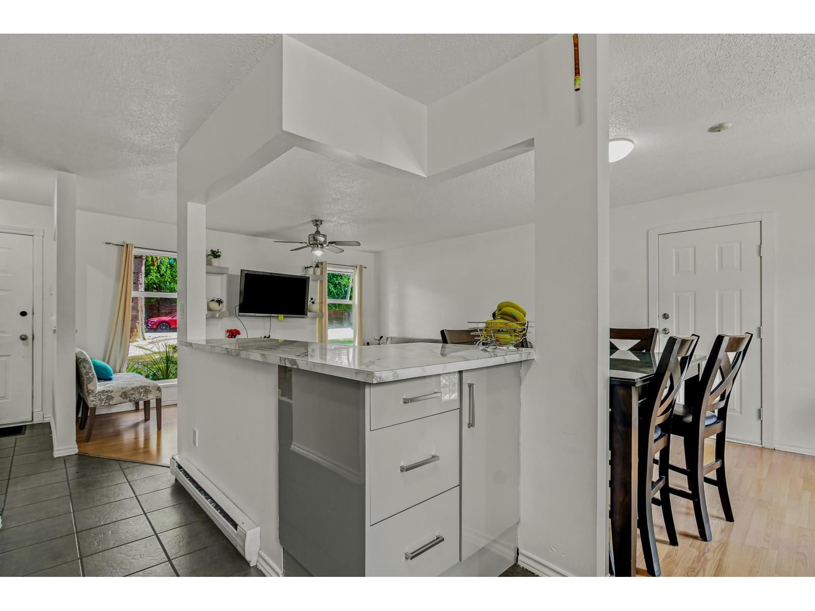 3 Bed, 2 Bath House for Sale in Langley – 26549 32 AVENUE, Langley – MLS# R3148008 - Image 7