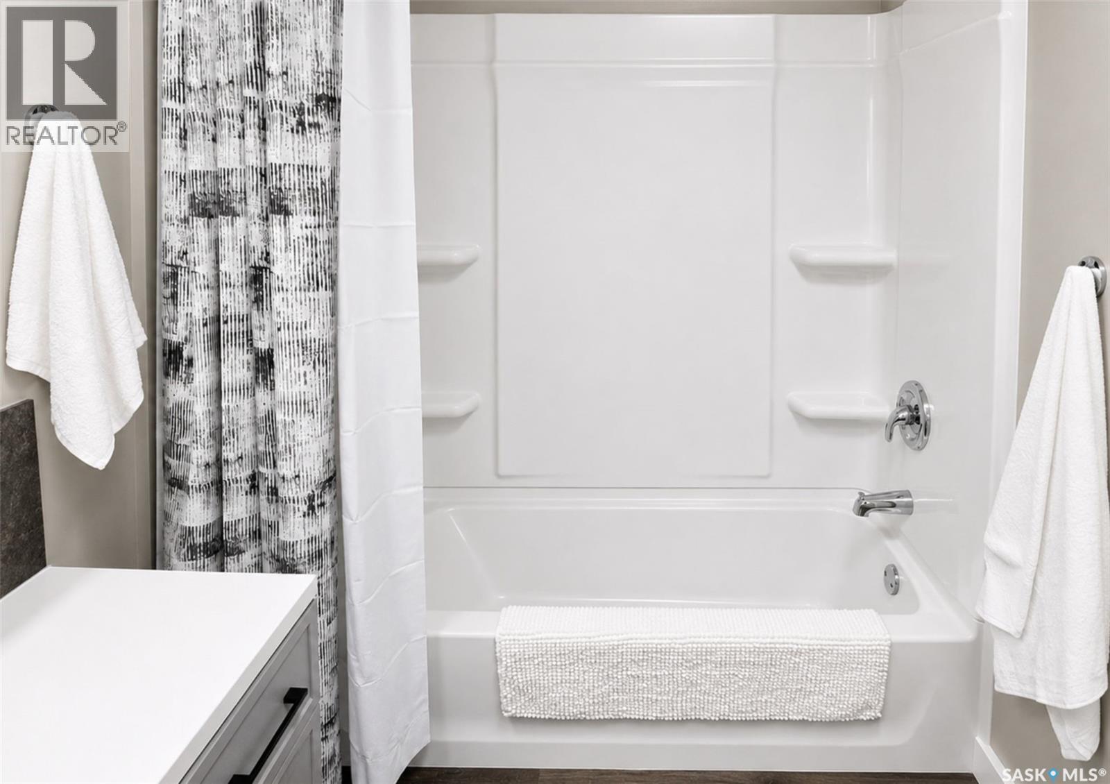 108 Third AVENUE S - Image 15