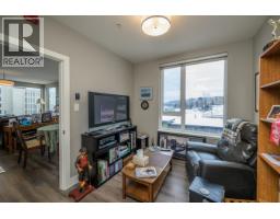 Photo 8 of 14, 302 1087 6TH AVENUE · Prince George, BC