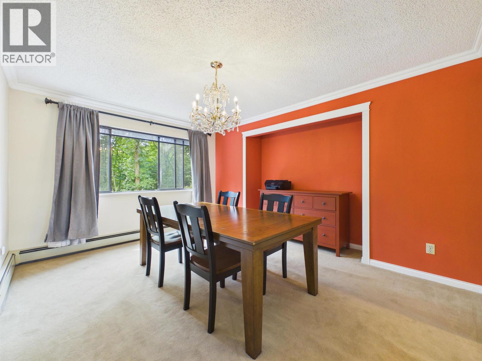 7 Bed, 4 Bath House for Sale in Burnaby – 8232 BRYNLOR DRIVE, Burnaby – MLS# R3148237 - Image 8