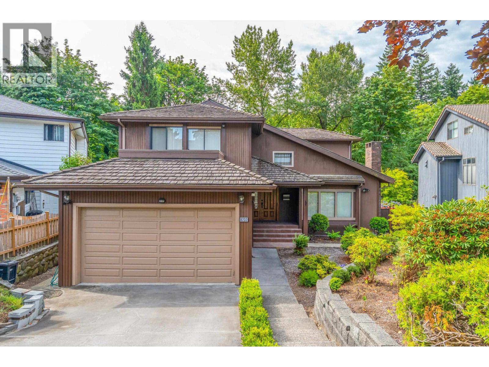 7 Bed, 4 Bath House for Sale in Burnaby – 8232 BRYNLOR DRIVE, Burnaby – MLS# R3148237 - Image 36