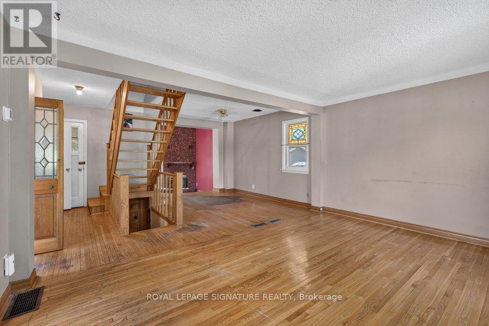 10 ROSSFORD ROAD - 13